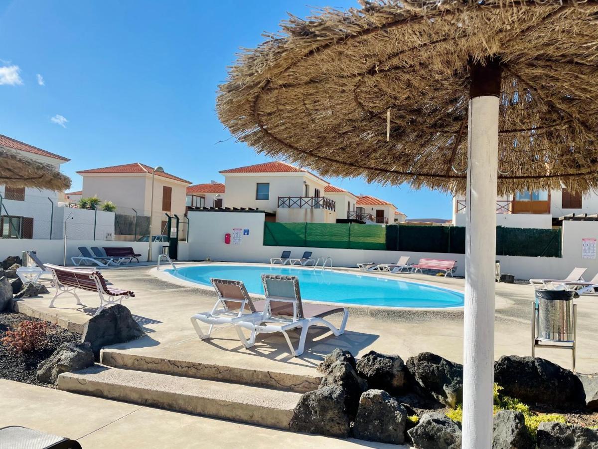 Casa Danimar 2-4 People With Pool And Barbecue Appartement Corralejo Buitenkant foto